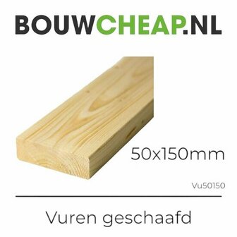 Houten plank van vurenhout, 50x150 mm, met een gladde, geschaaft oppervlak en lichte kleur.