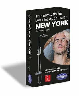 Chroomkleurige thermostatische douche-opbouwset met ultra dunne metalen regendouche, verpakt in een zwart kartonnen doos.