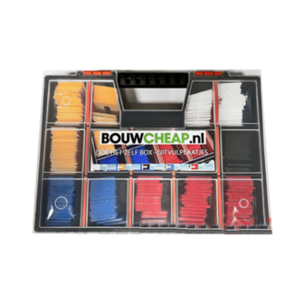 Transparante opbergdoos met gekleurde vullingen in geel, blauw, wit en rood, met het logo van BouwCheap.nl op de deksel.