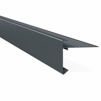 Staal profiel in antracietkleur met een rechte, smalle vorm en meerdere horizontale inkepingen aan de bovenkant.