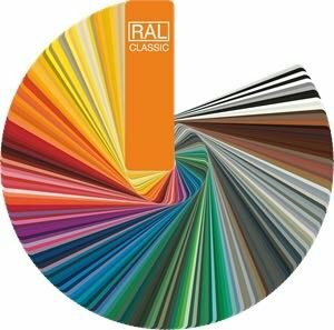 Kleurstaal van RAL Classic met een cirkelvormige indeling van diverse kleuren, van helder blauw tot diep bruin.