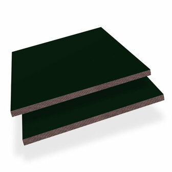 Twee lagen donkergroen kunststof materiaal, met een lichte structuur en een bruinachtige rand aan de onderzijde.
