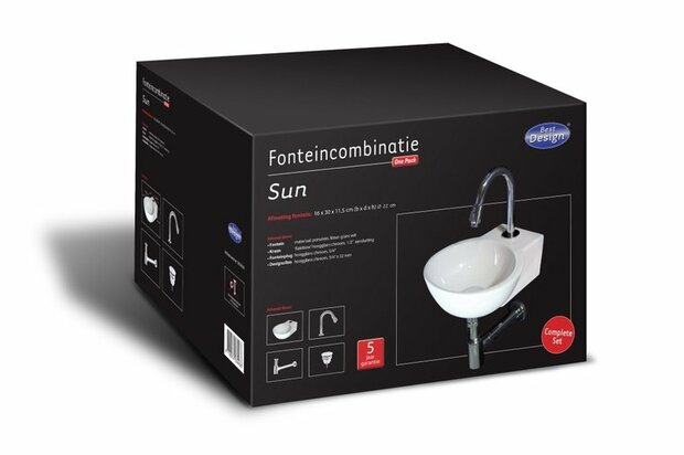 Zwarte doos met witte afbeelding van een fonteintje en kraan, met specificaties en het label "Fonteincombinatie Sun".