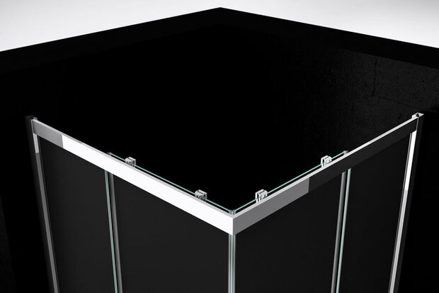 Hoek van een moderne douchecabine met glanzend chroom en zwarte glazen panelen, strak gecombineerd in een minimalistische stijl.