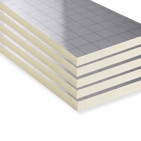 Gladde, zilverkleurige platen met een witte onderlaag en een vierkant patroon, gestapeld in een rechte compositie.
