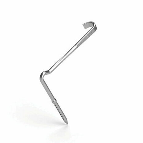 Een gebogen metalen haak met een scherp uiteinde en een rechte grip, licht glanzend en stevig van uiterlijk.