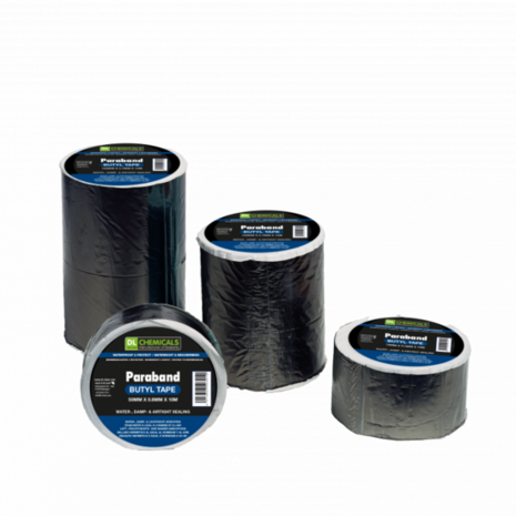 Zwarte butyl tape in verschillende formaten, verpakt in ronde, glanzende rollen met een blauw merklogo op de label.